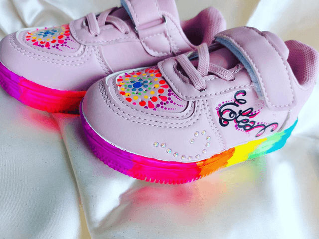 Les sneakers rainbow