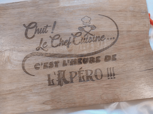 Planche à découpé bois de bambou personnalisé 