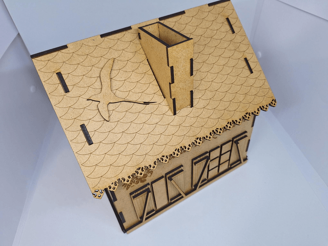 Tirelire bois forme maison créole personnalisé