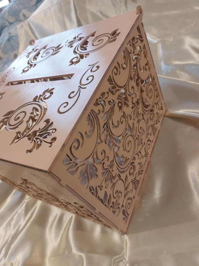 Urne en bois personnalisé gravée