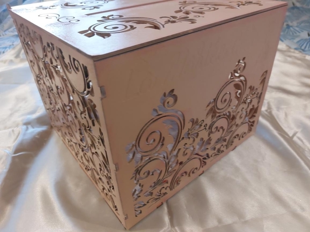 Urne en bois personnalisé gravée
